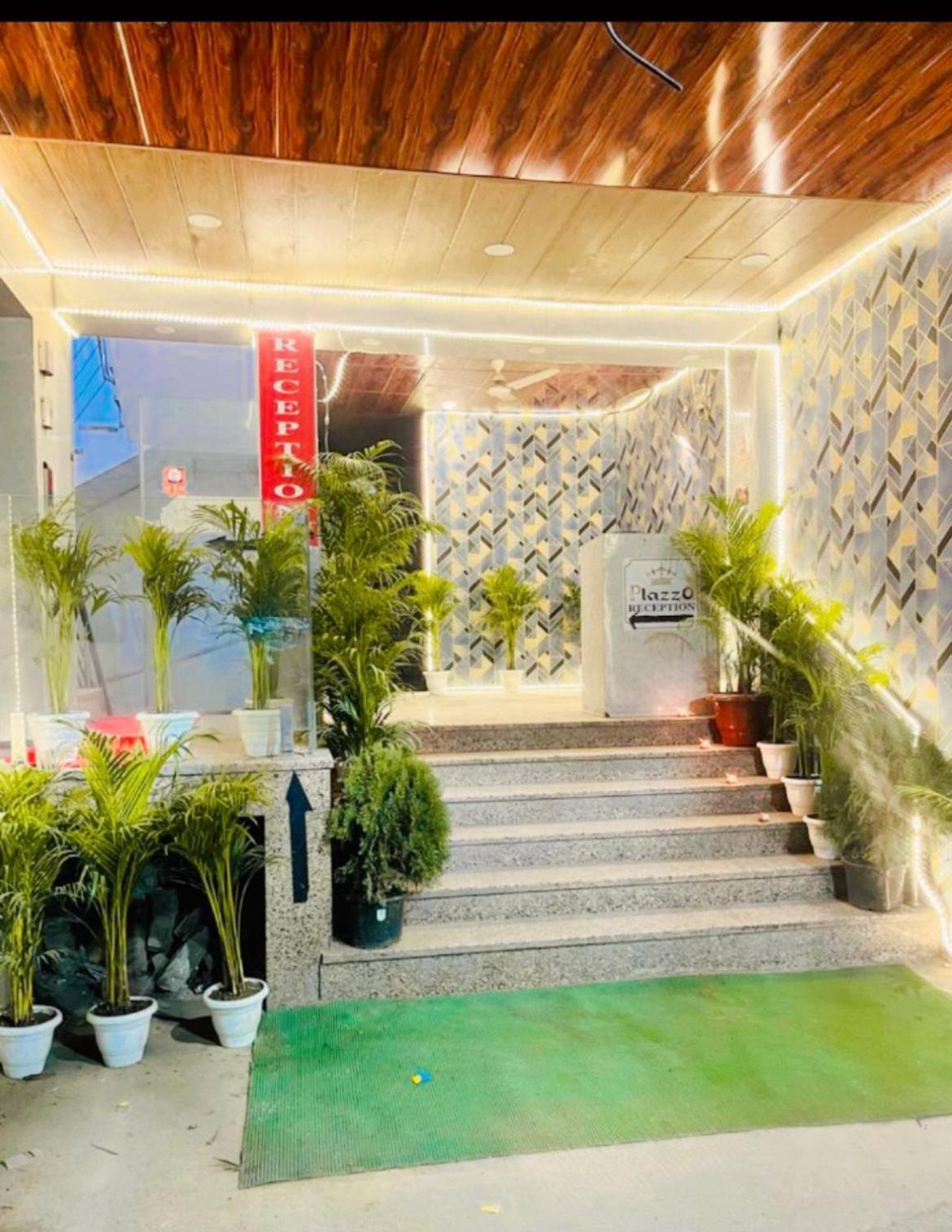 مبيت وإفطار نيودلهي Plazzo Prime Plaza At Delhi Airport المظهر الخارجي الصورة