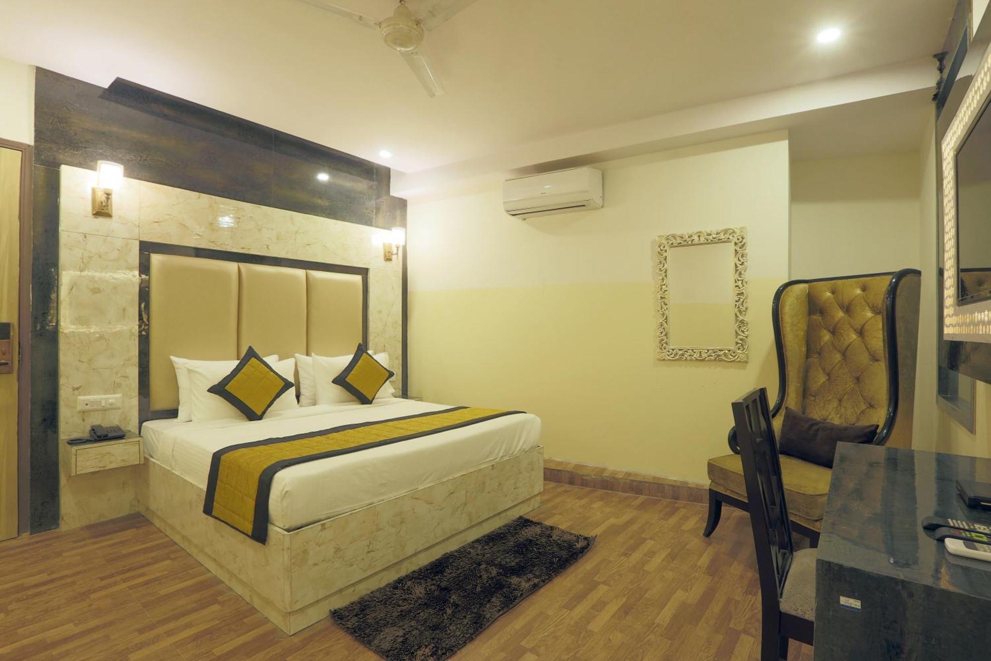 مبيت وإفطار نيودلهي Plazzo Prime Plaza At Delhi Airport المظهر الخارجي الصورة