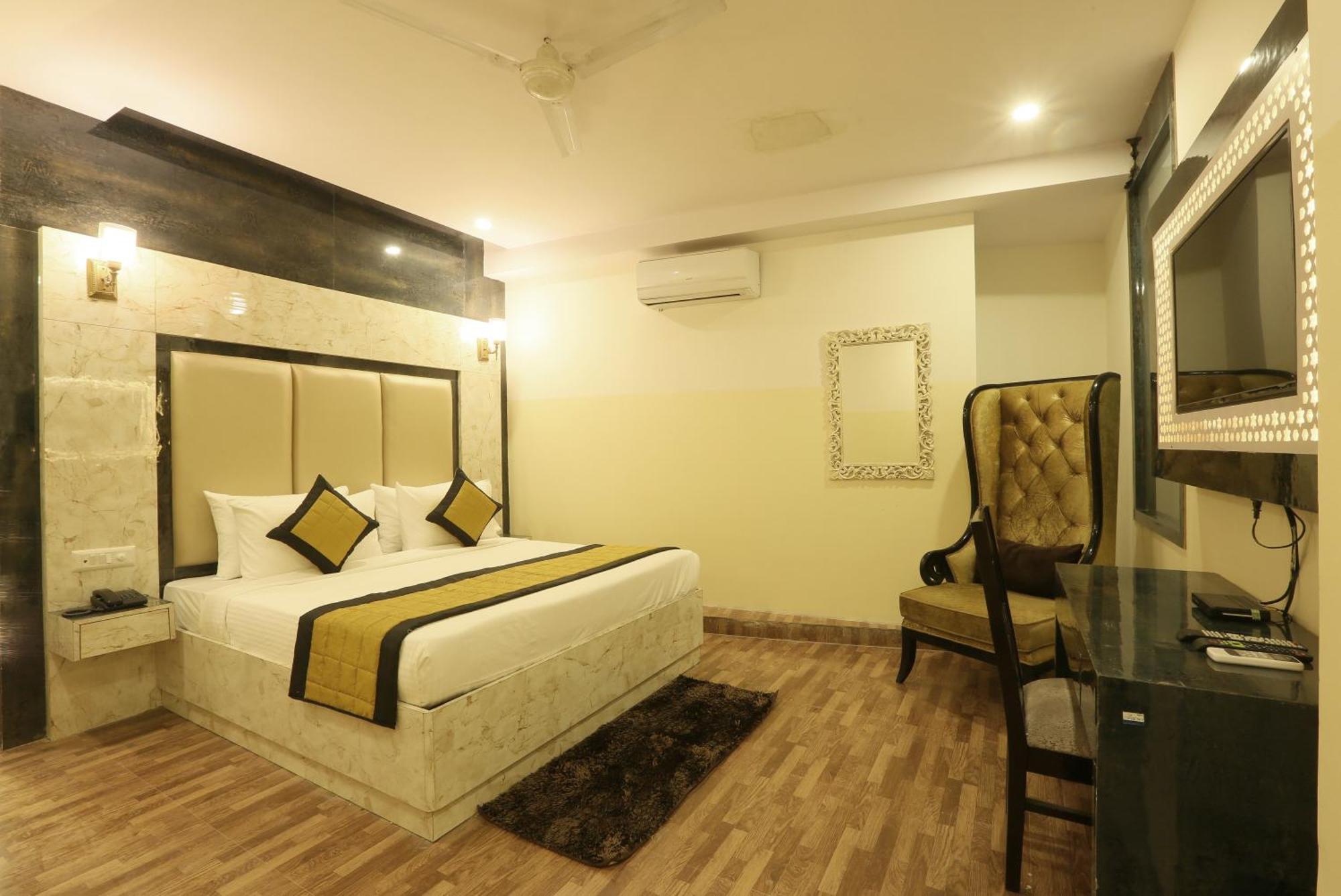 مبيت وإفطار نيودلهي Plazzo Prime Plaza At Delhi Airport المظهر الخارجي الصورة