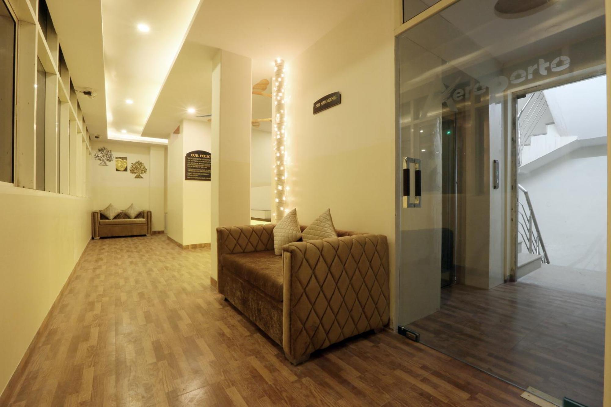 مبيت وإفطار نيودلهي Plazzo Prime Plaza At Delhi Airport المظهر الخارجي الصورة