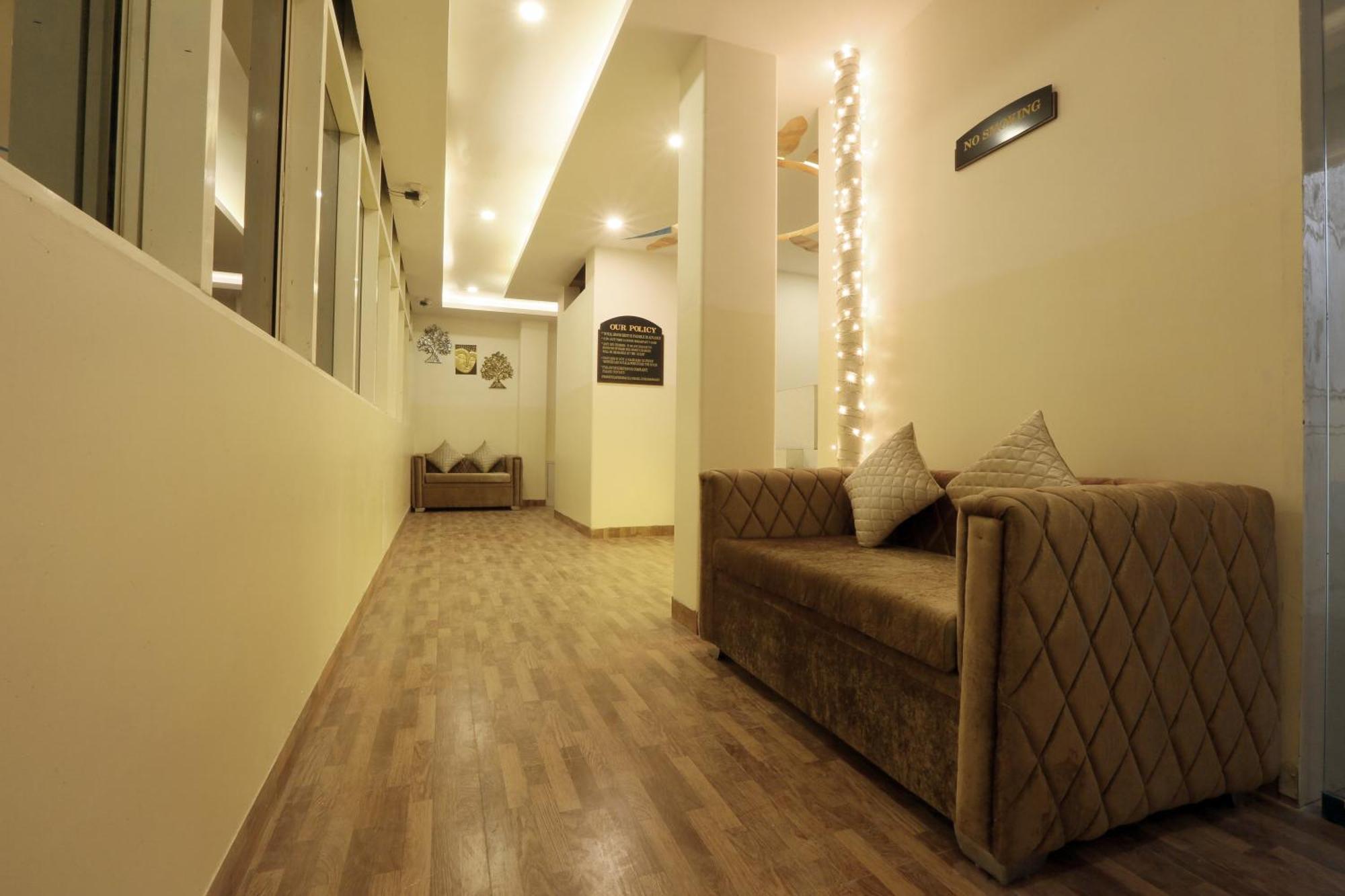 مبيت وإفطار نيودلهي Plazzo Prime Plaza At Delhi Airport المظهر الخارجي الصورة